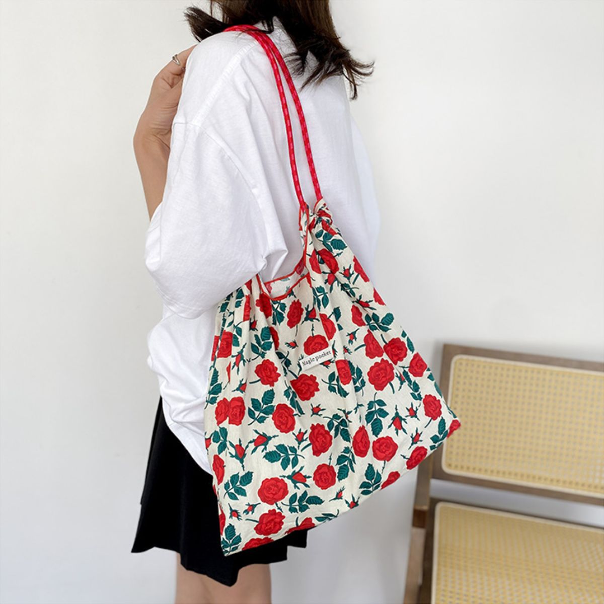 Printed Spaghetti Strap Shoulder Bag