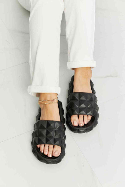 Let's Chill 3D Stud Slide Sandal