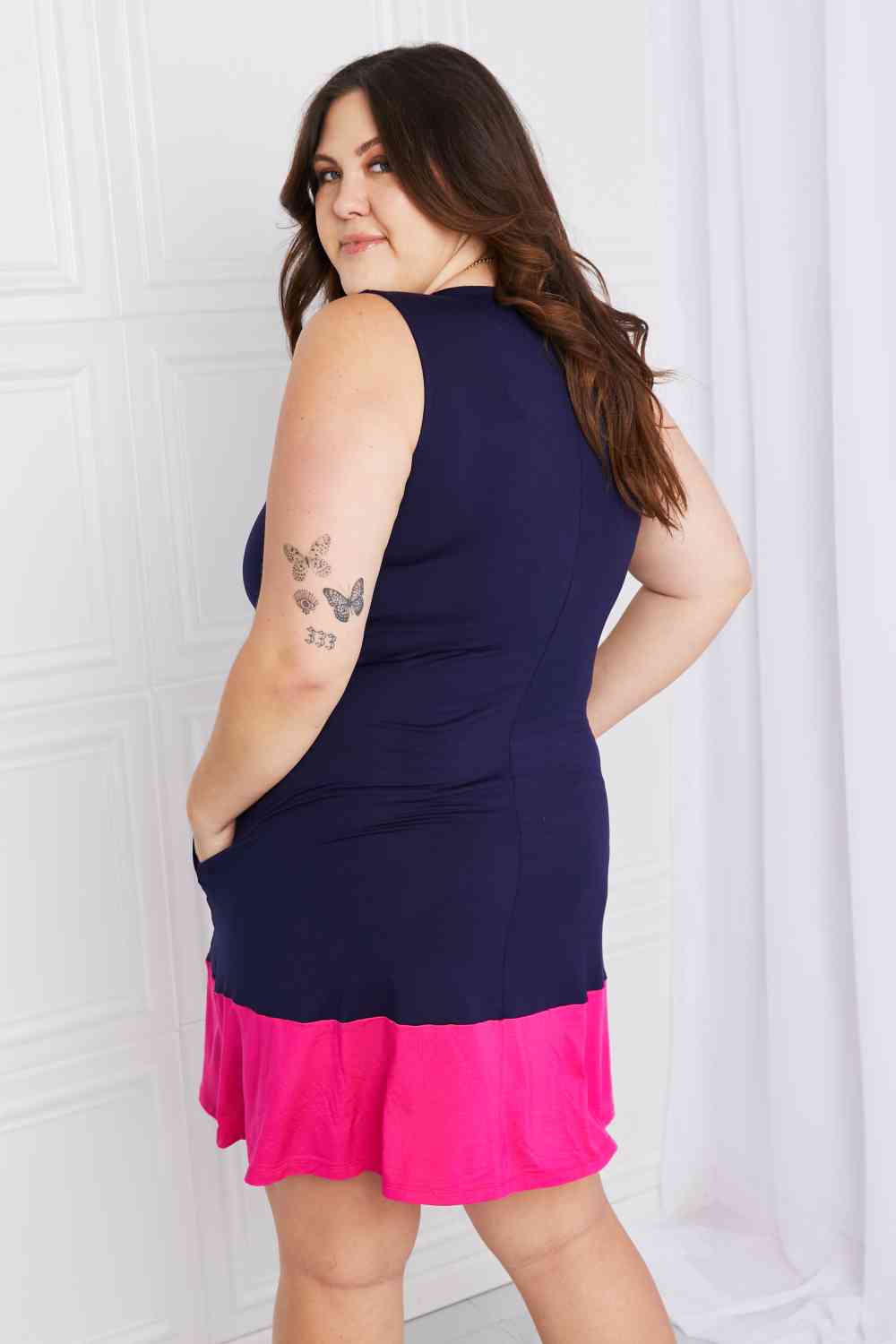 Two-Tone Sleeveless Mini Dress with Pockets