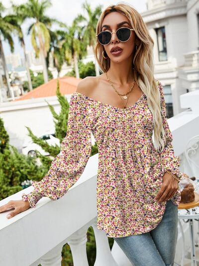 Printed Scoop Neck Lantern Sleeve Blouse